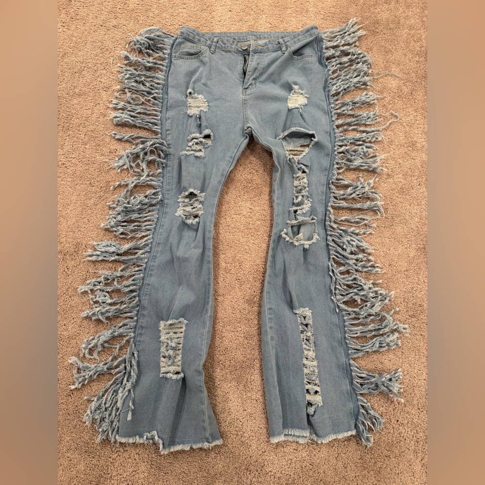 Distressed Fringe Women Jeans